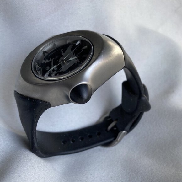 OAKLEY CRUSH SKULLFACE WATCH - Picture 10 of 11